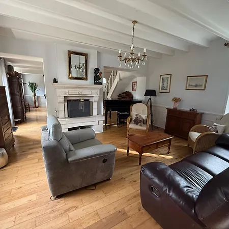 Holiday home Demeure Saint Gildas